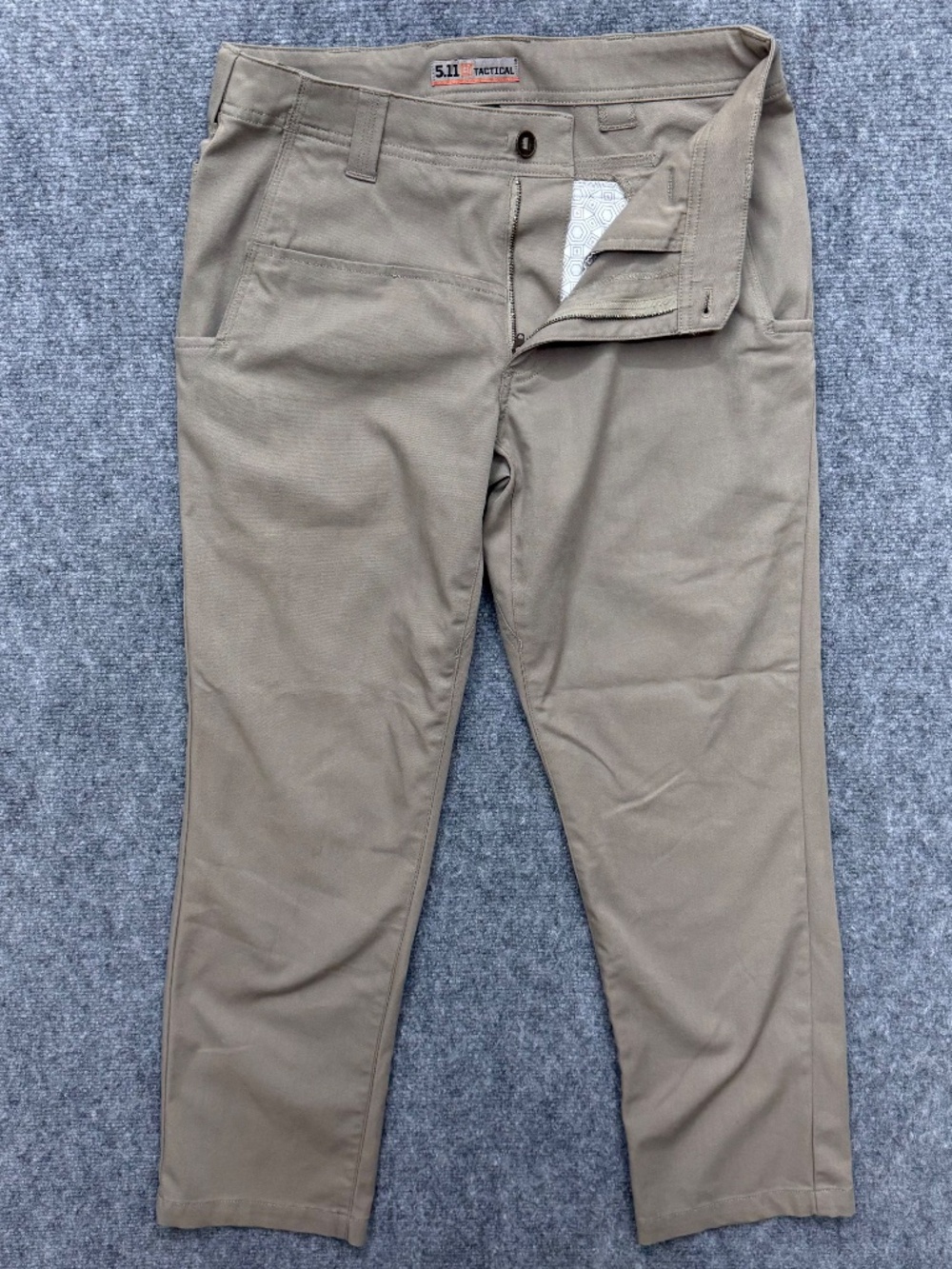 Share 5.11 Tactical Pants Mens Chinos 74481 Khaki Size 30x30 Work Pants - Picture 5 of 12